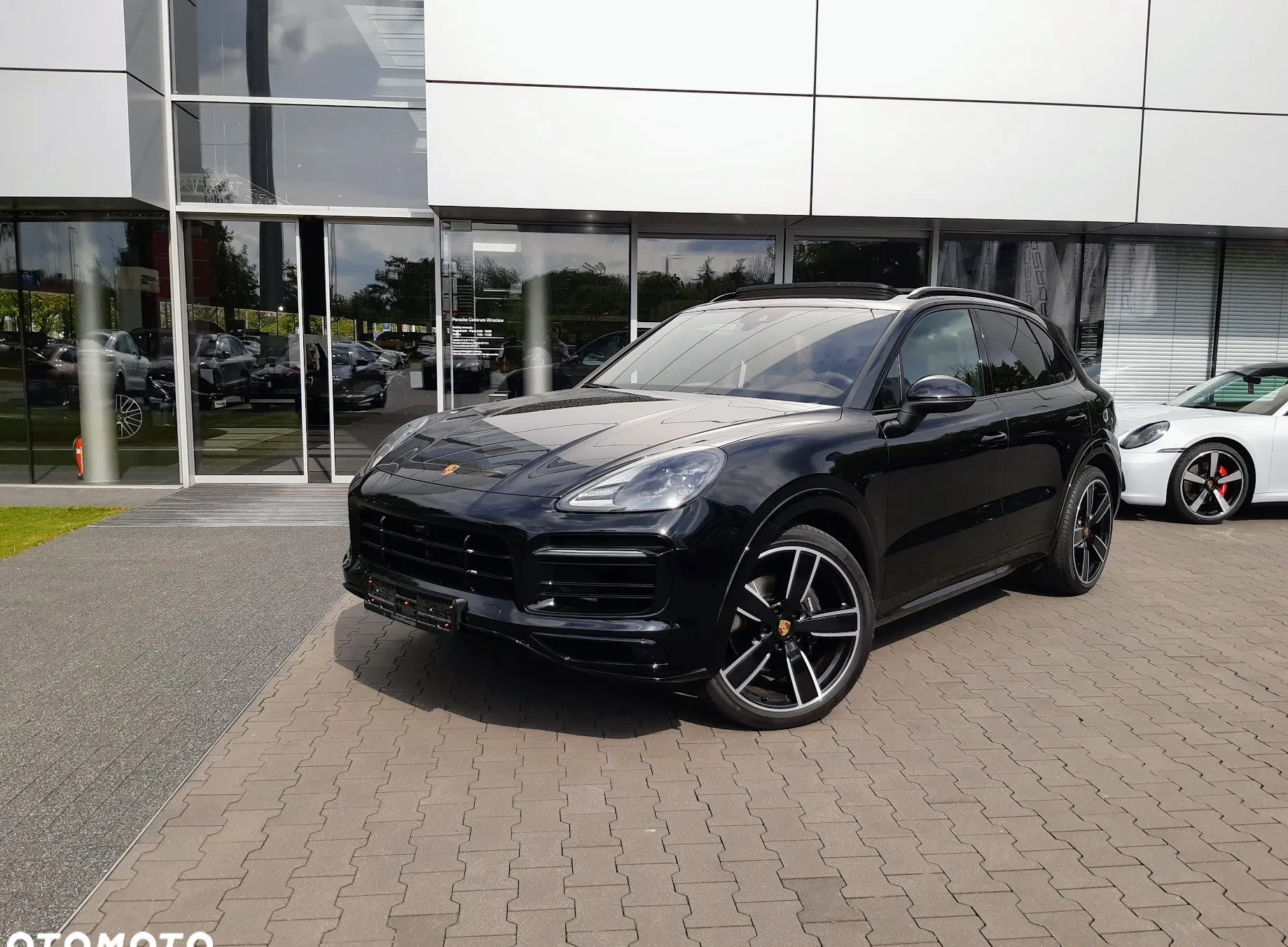 Porsche Cayenne cena 449900 przebieg: 22000, rok produkcji 2022 z Kolonowskie małe 121